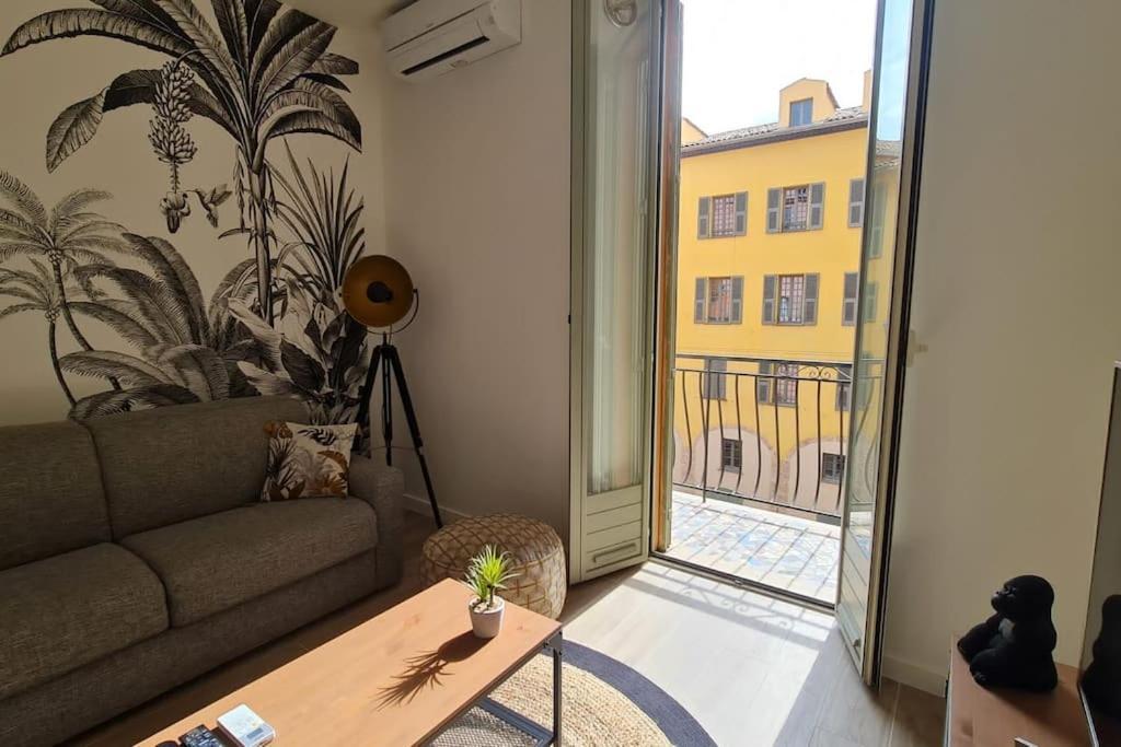 Jean Jaures - Vieux Superbe T2 Ensoleille Avec Grand Balcon Appartement Nice